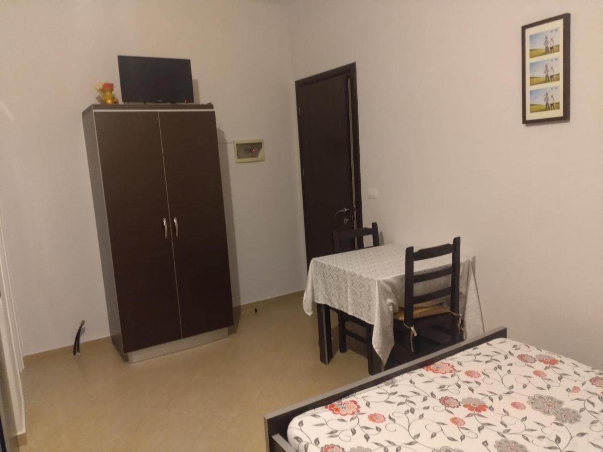 Xuxi Apartments Lukovë Extérieur photo
