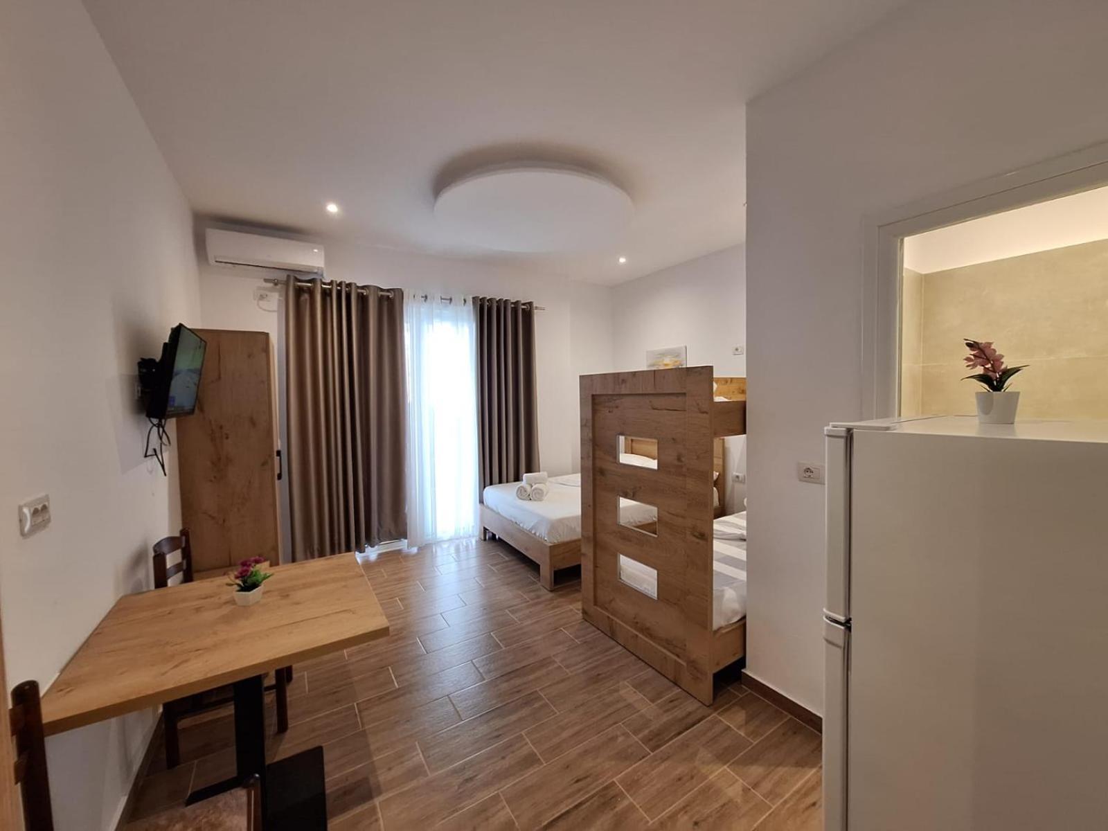 Xuxi Apartments Lukovë Extérieur photo