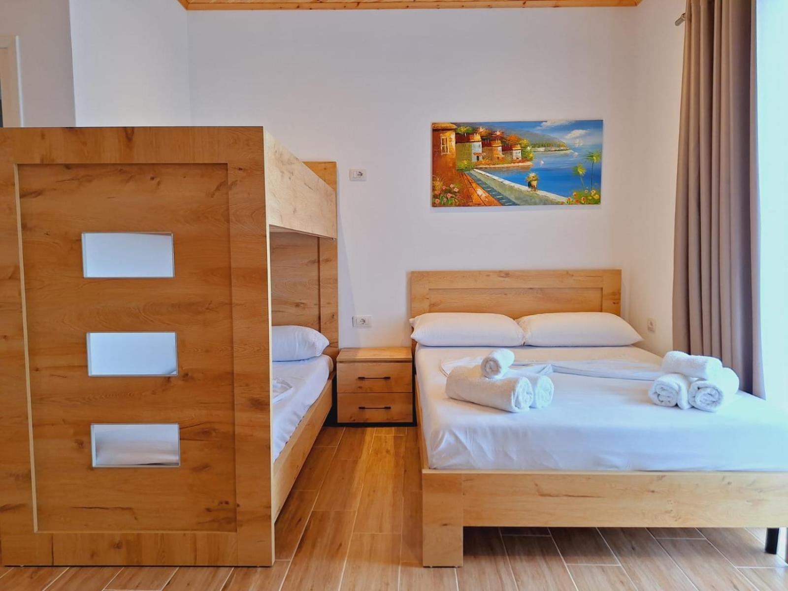 Xuxi Apartments Lukovë Extérieur photo