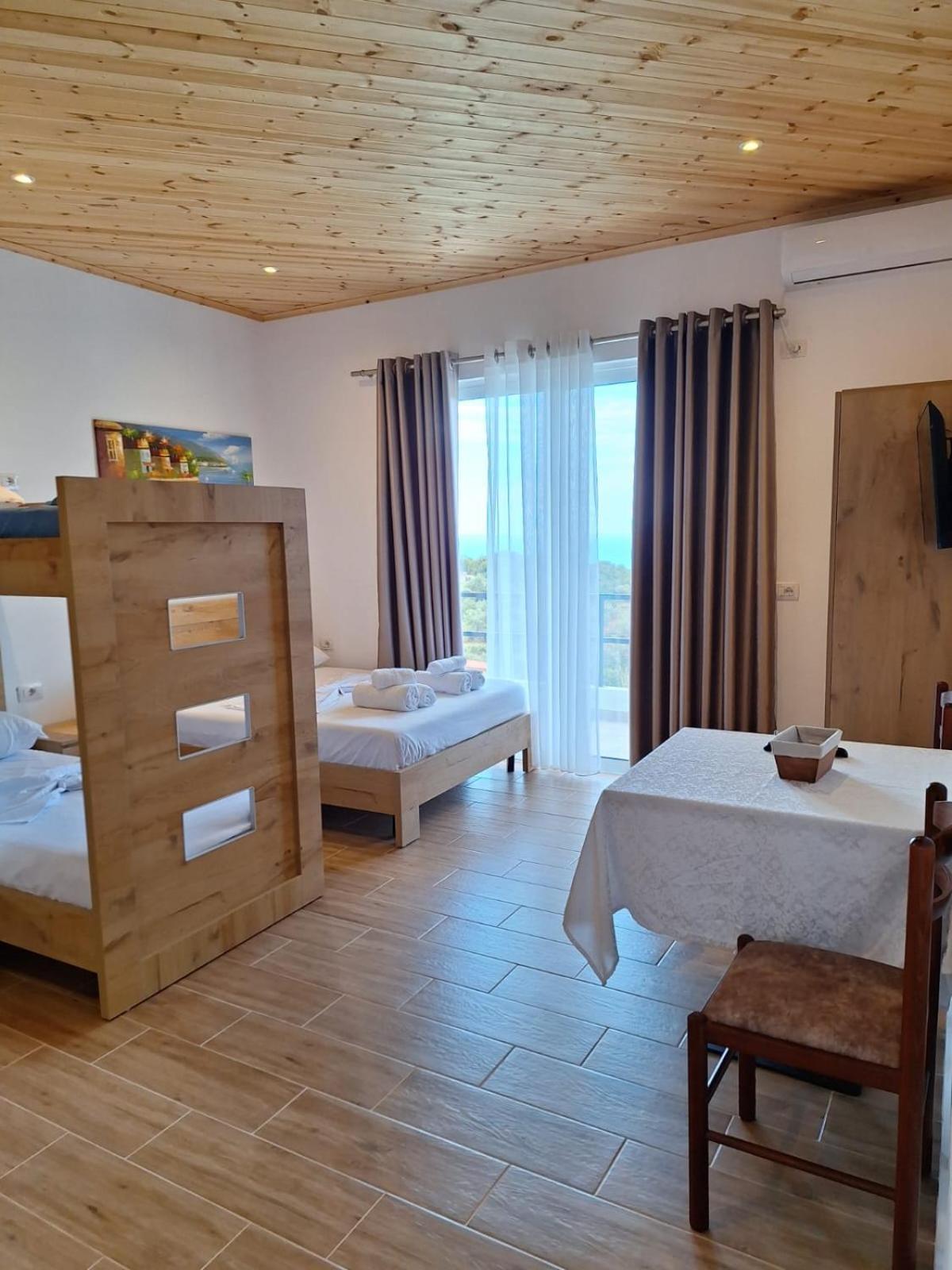 Xuxi Apartments Lukovë Extérieur photo
