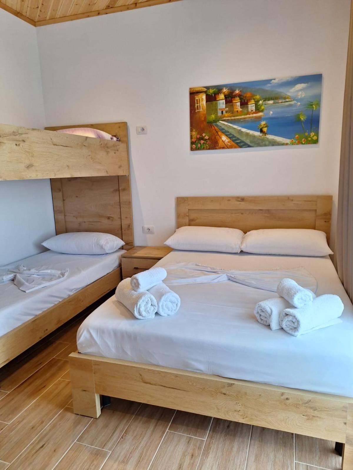 Xuxi Apartments Lukovë Extérieur photo