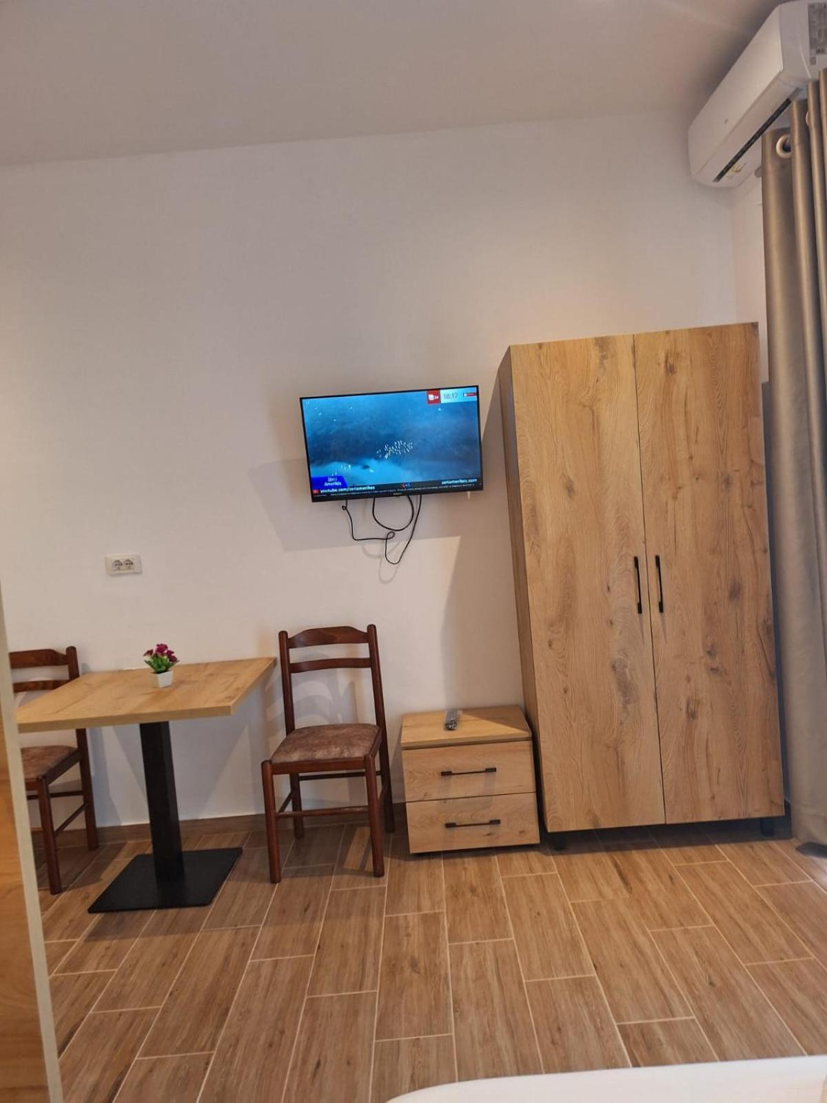 Xuxi Apartments Lukovë Extérieur photo